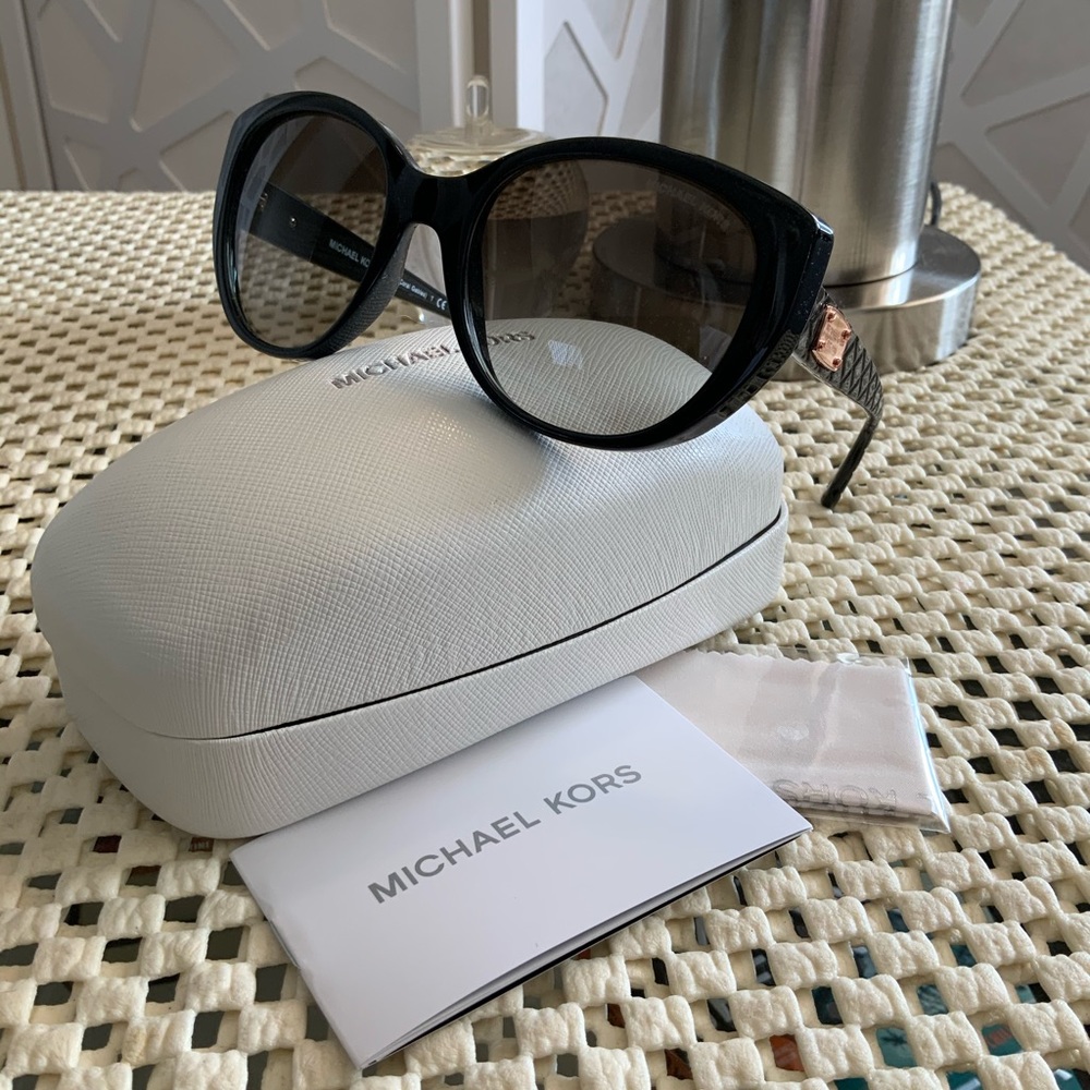 SOLD‼️Michael Kors Black Coral Gables Sunglass NWT